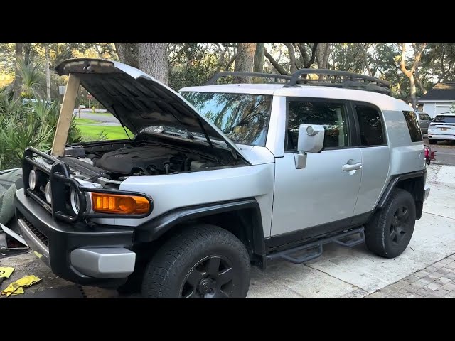 Remove water pump fj cruiser PART 1