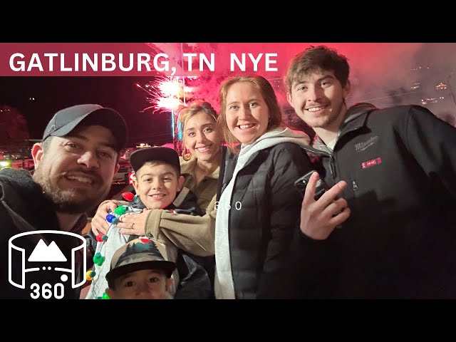 Gatlinburg New Year Ball Drop Fireworks in 360 VR Virtual Travel