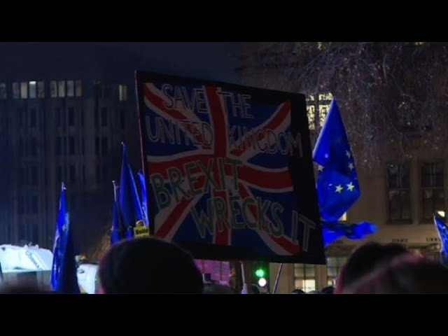 Crowds outside UK parliament react to Brexit vote outcome