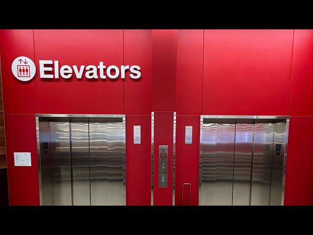 schindler/MEI dry-powered hydraulic elevators @ target, lake success shopping center