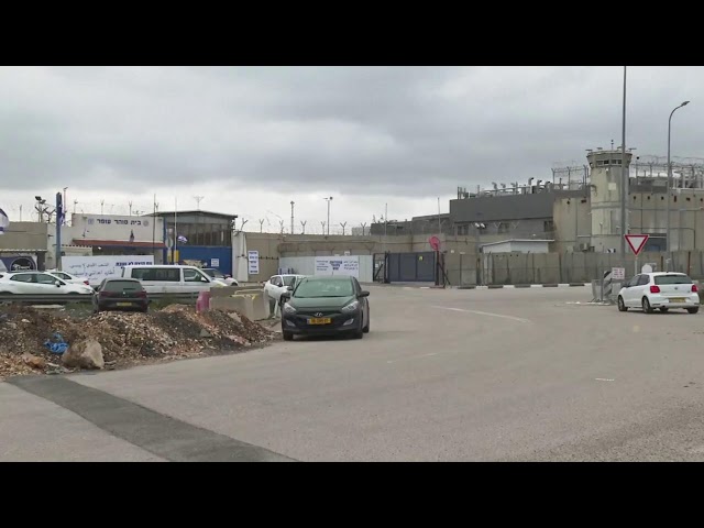 Live outside the Ofer prison as Israel delayed over 600 prisoners' release