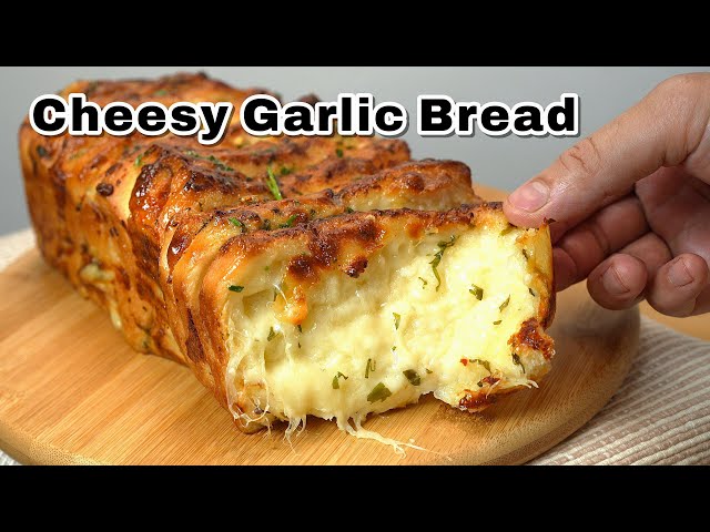 This Cheesy Garlic Bread MELTS in Your Mouth! You’ll Never Go Back!