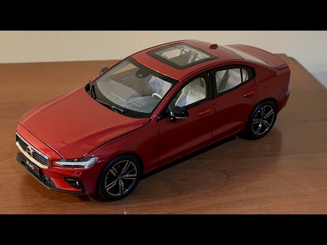 CSM Volvo S60 T5 R Design Review (Scale 1/18)