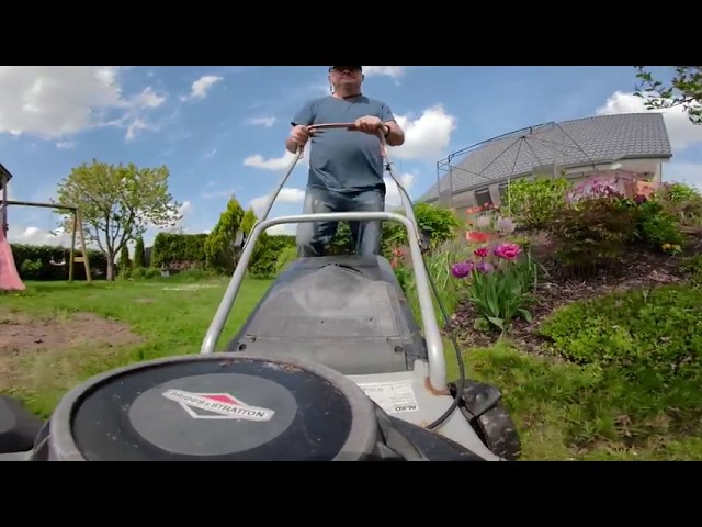 See the super stabilization of the GoProFusion on the mega-shaking old grassmower