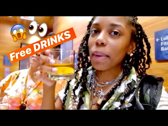 WHAT WE DOIN FOR THESE FREE DRINKS | CHICAGO VLOG 🦖