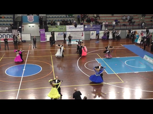 Viennese Danze Standard Umbria Dance Festival Over 35 Semifinale