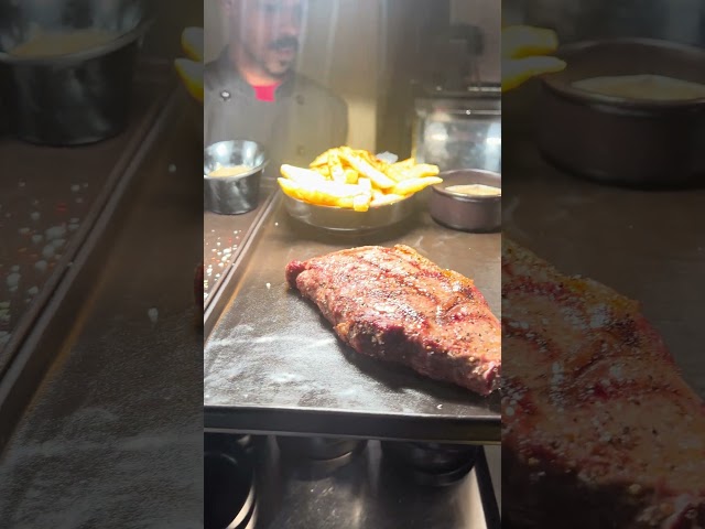 The Art of Cooking: Flavor in Every Steaks! 🍳✨ #FoodieVibes #ChefMagic #ShortVideos