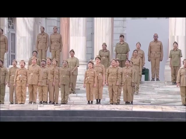 Watch: Children sing 'Kadam Kadam Badhaye Ja' on Netaji Subhas Chandra Bose's 125th Jayanti