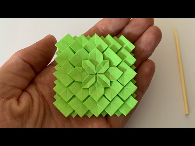 Origami tutorial: Hydrangea on a diagonal clover tessellation