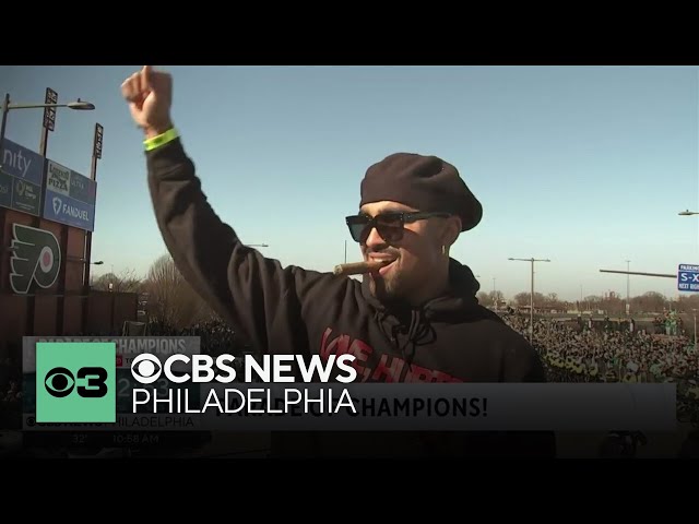 Super Bowl MVP Jalen Hurts arrives to Eagles victory parade with "Love Hurts" hoodie