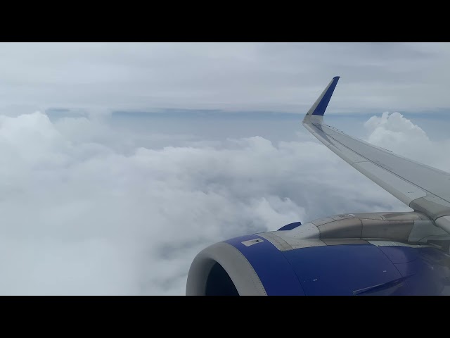 4K | Stormy arrival into a busy Mumbai! | IndiGo A320neo