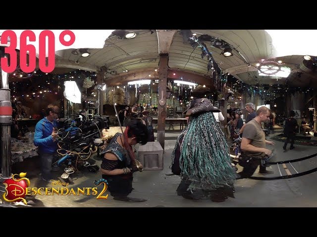 What's My Name 360° | Descendants 2