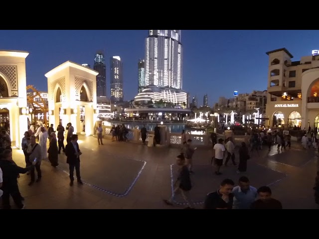 Dubai Mall 360 Walk