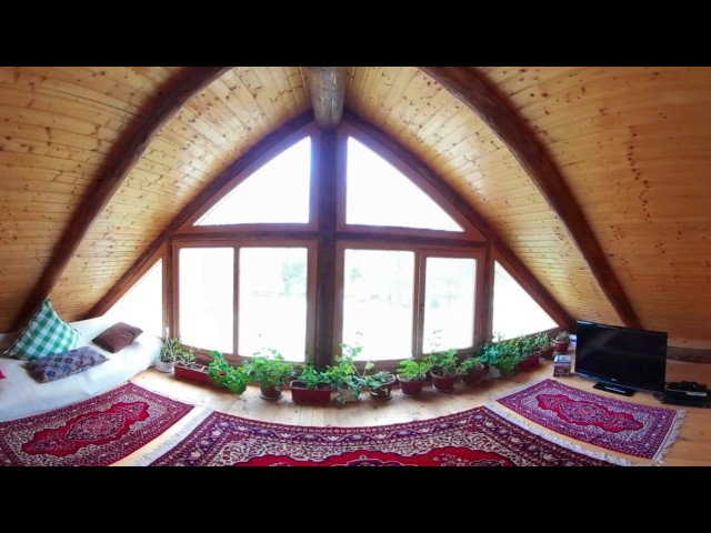 B&B 360 - Traditional Romanian Log Cabin