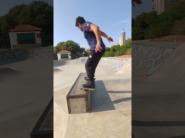 Skater's Life Short #5 - My first bank to bank grind 🙌🏻!! More Skating in Snoubar skatepark