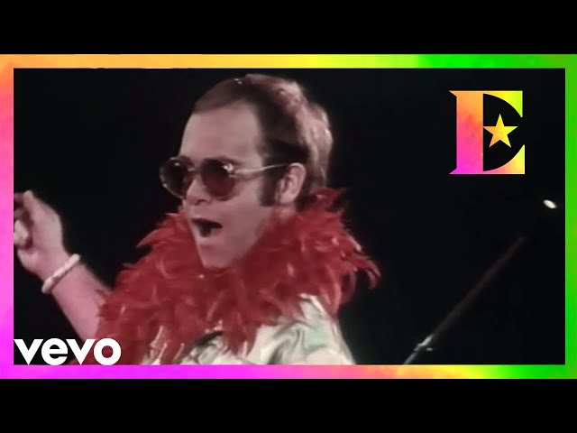 Elton John - Step Into Christmas