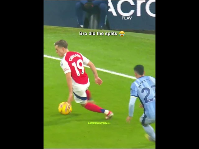 Pedro Porro Did The Splits Vs Trossard💀🤯 #shorts #football #soccer