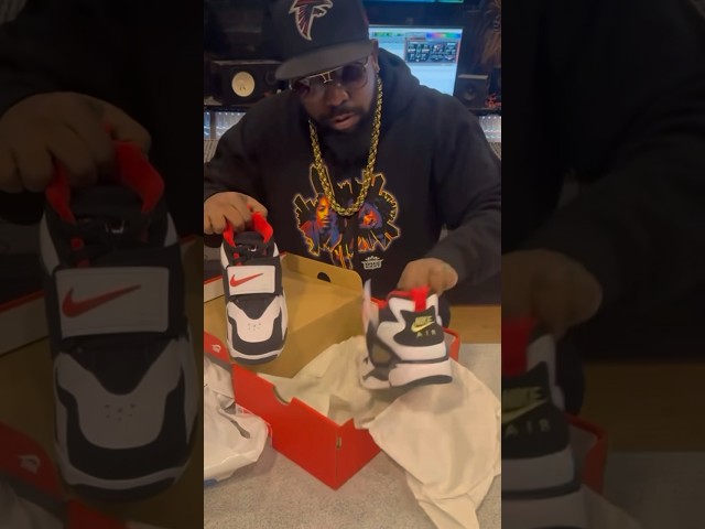 #BigBoi From #Outkast Unboxing The New #deonsanders #nikeshoes #Fresh #Nike #Kotd