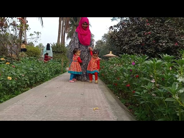 Aysha moriom walk with mom.#viralvideo #familyvlog #trending #videos @AyshaMoriomfamily