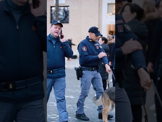 Italian police 👮 arrested #streetphotograph #streetphotography #photographer #shorts