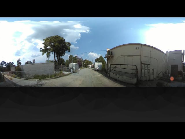 Alley Behind Grocery Store: Outside and Not Crowded (360-Degree Video for Exposure Therapy)