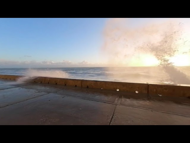 VR180 Saltdean Beach RAW