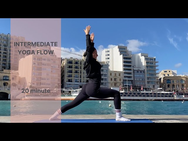 Intermediate Yoga Flow | 20' | byayogi