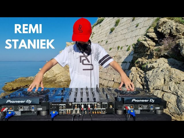 REMI STANIEK – TURBO DRIVE 🚀 | Best Tech House EDM 2025 | The Ultimate Banger You Can’t Miss! 🎧