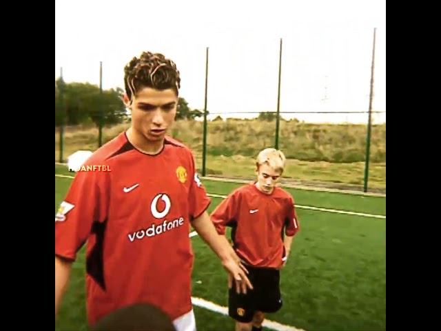 Young Ronaldo Teaching Baby Lingard Skills 🔥