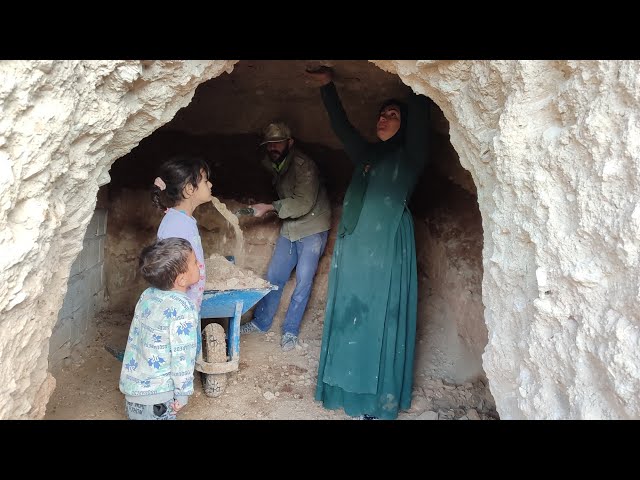 The kind hands of the operator: the construction of the old hole with a very excellent view