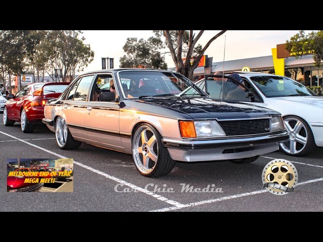 Pre Christmas  Car Meet At Local Bunnings