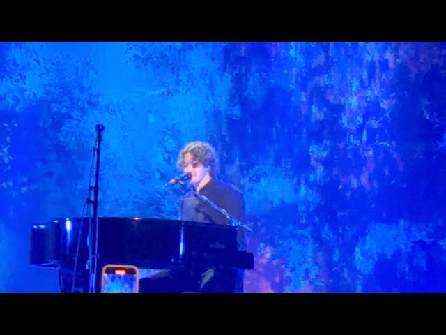 Dean Lewis - Hurtless (Live at London Roundhouse 26/03/2023)