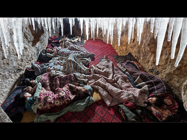 Daily Survival Routine of Mountain People: Living and Cooking in -63°C | Village Life