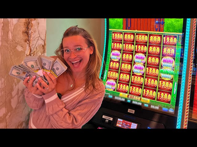 I WON OVER $30,000 ON A LAS VEGAS SLOT MACHINE! (Huff N' Even More Puff RECORD BREAKING JACKPOT)