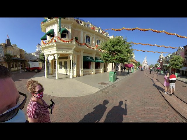 Disneyland Paris 360 VR 4K video, Main Street USA and Disney Castle #shorts