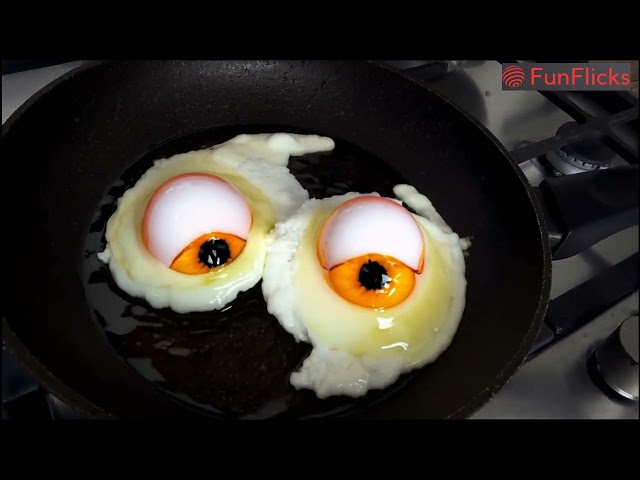 👀🍳 Shocked! This Omelette Has Eyes! Creepy & Funny Food Surprise! 😱😂