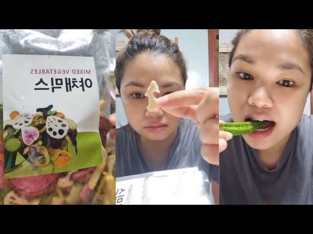 Dried vegetables snack mukbang