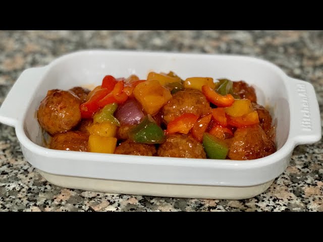 Sweet and Sour Meatballs with Pineapple / Easy Recipe