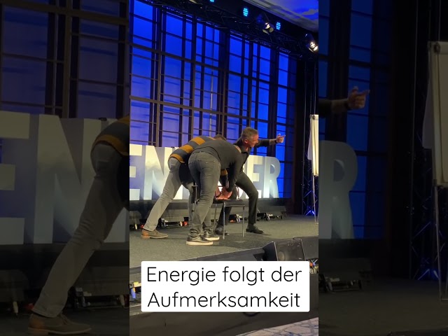 Energie folgt der Aufmerksamkeit - Wohin schaust Du? #lebensenergie #transformation #dellenhauer #k8