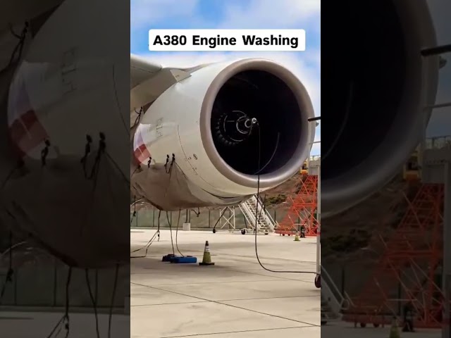 How To Wash An Airplane's Engine #heathrowairportlive  #heathrowplanespotting #lagosairport #ibomair