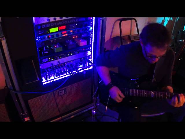 Paul Lenders TEST HOUBII with JP Guitar in church