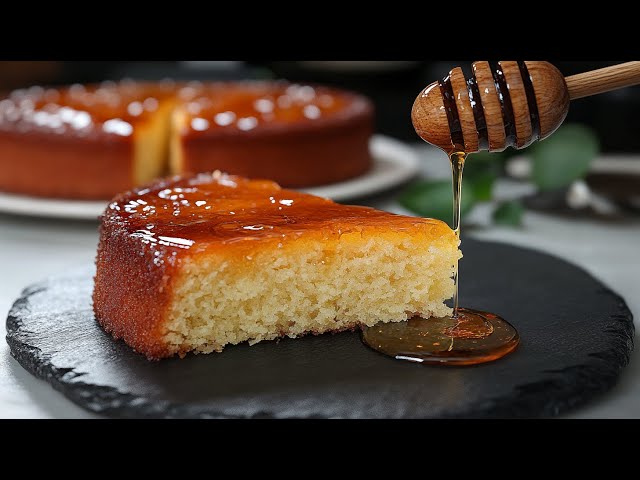 Fluffy honey cloud foam cake 🍯☁️ Super easy & airy. Perfect dessert