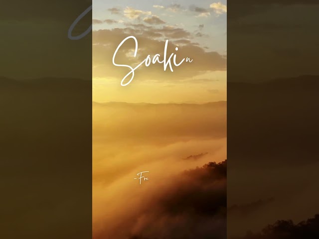 Soaking in Light - Piano Instrumental Music for Prayer, Meditation, Soaking Worship, Relaxation