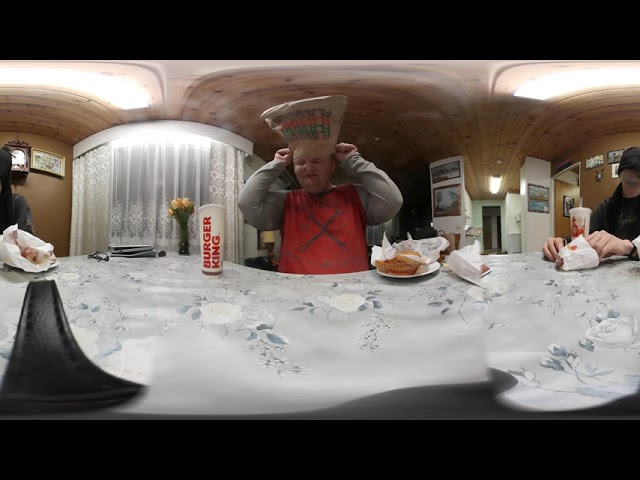 Daredevil vs Kingpin (skrull) 360 Marvel parody: Eating Contest