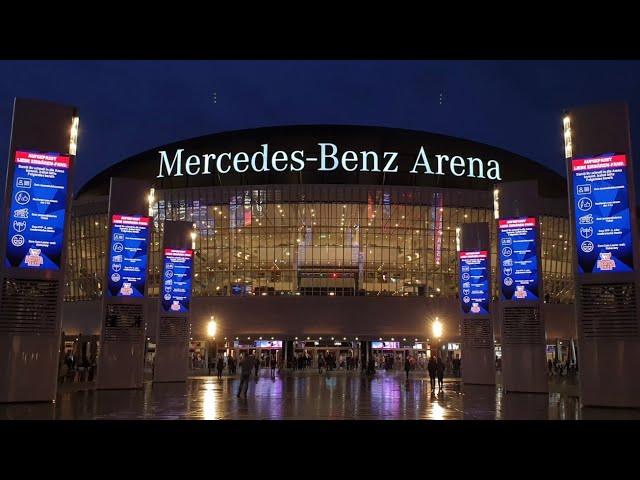 Mercedes-Benz Arena , Berlin Wall Germany 🇩🇪