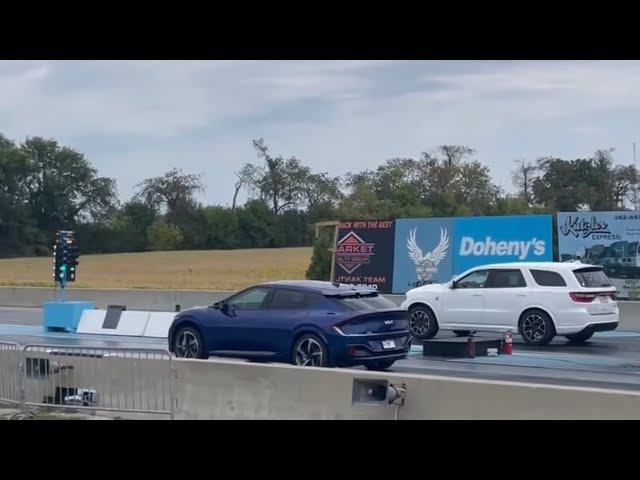 4k 360 Drag Race! | Kia EV6 GT vs. Dodge Durango Hellcat