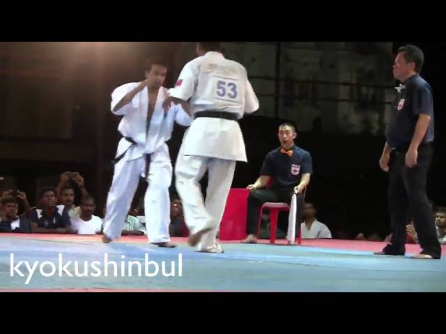 Kyokushin Fight Black Belt vs Black Belt