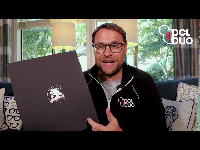 The DCL Duo Vlog | Ep. 012 | Club RunDisney - Unboxing Platinum Charter Member Kit and Jacket