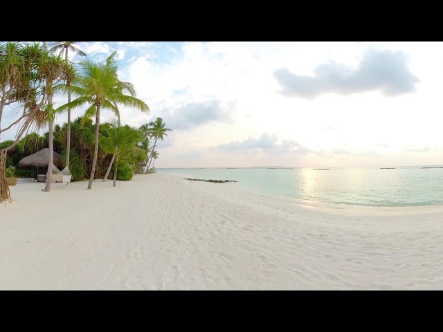 Velaa Private Island - Residence 02 - 360 Video