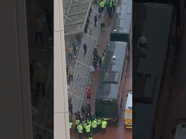 Lowry Hotel, Manchester United Fans, Police Chase.